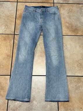 GAP Denim Jeans Light Wash Boot Cut Women’s 10R/30W